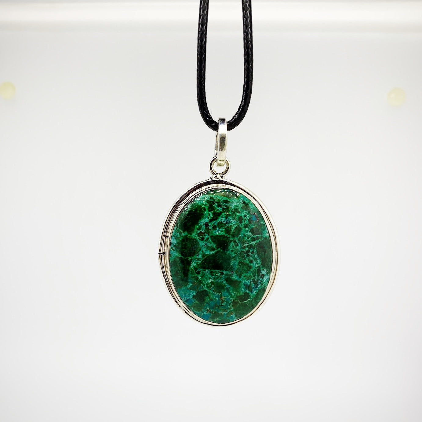 Malachite amulet deals